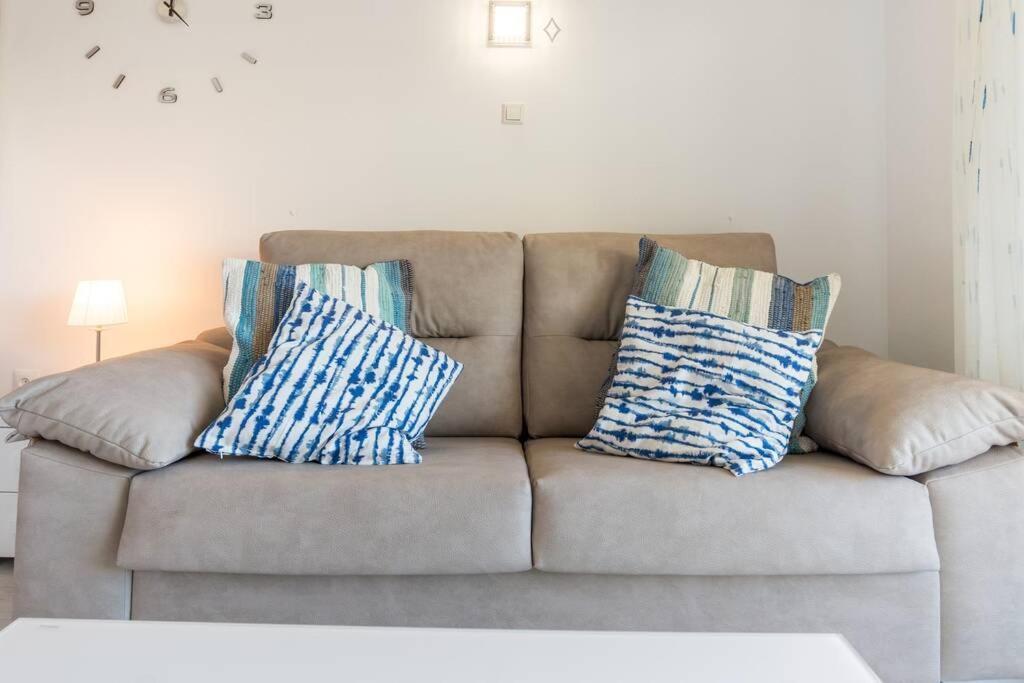 Sol Apartment - C&G Benal Beach Benalmádena Dış mekan fotoğraf