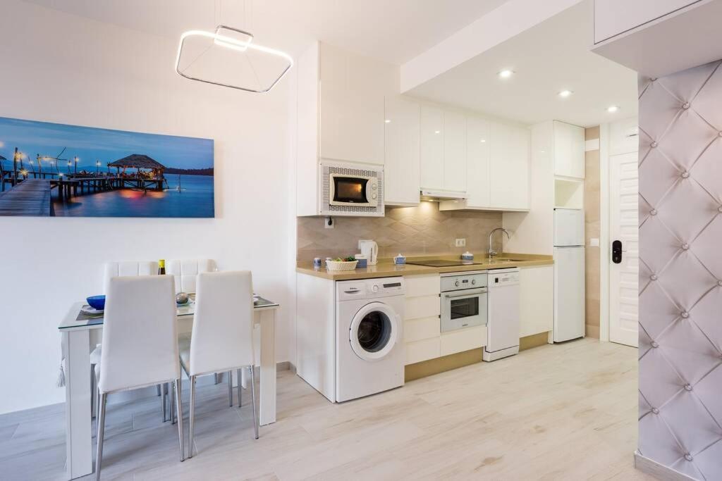 Sol Apartment - C&G Benal Beach Benalmádena Dış mekan fotoğraf