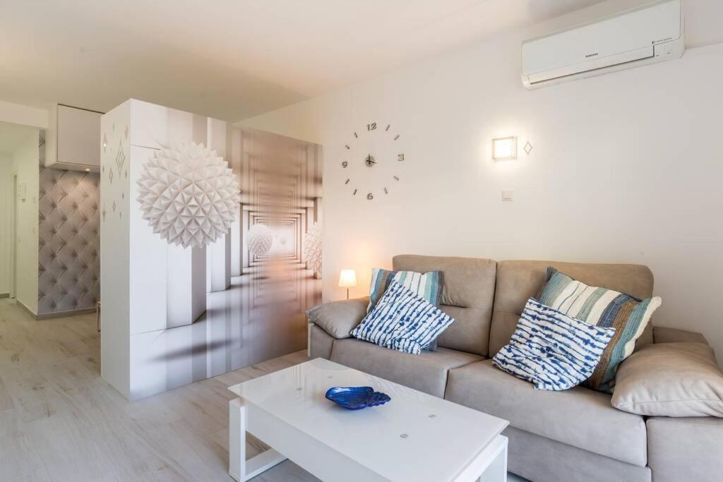 Sol Apartment - C&G Benal Beach Benalmádena Dış mekan fotoğraf