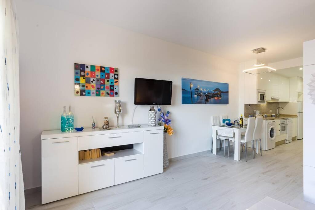 Sol Apartment - C&G Benal Beach Benalmádena Dış mekan fotoğraf